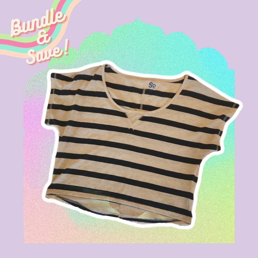 Comfy Relaxed Fit Striped Crop Top
